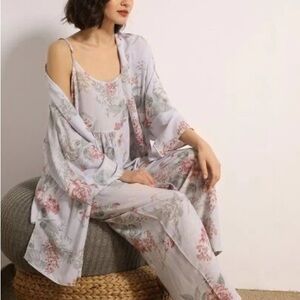 Floral Print Women's Sleepwear Set Small